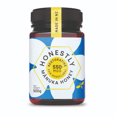 A jar of Honestly Manuka Premium Raw Manuka Honey 550+ from New Zealand, available at Fisa Health.