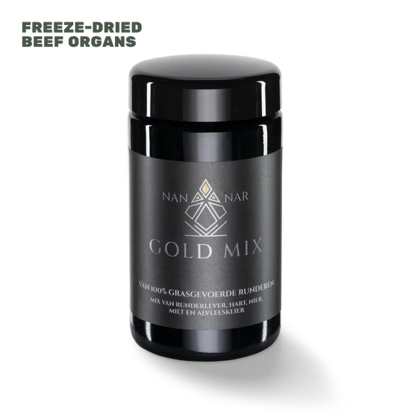 A black jar labeled Nannar Gold Mix with a geometric logo contains freeze-dried beef organ supplements. The top left features the text "FREEZE-DRIED BEEF ORGANS" in green, available at Fisa Health.
